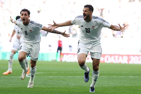 الأسود تتفوق تاريخيًا.. مواجهات العراق والسعودية في كأس الخليج